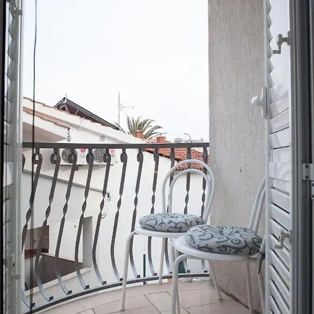 شقة Apartman Kuzmanic