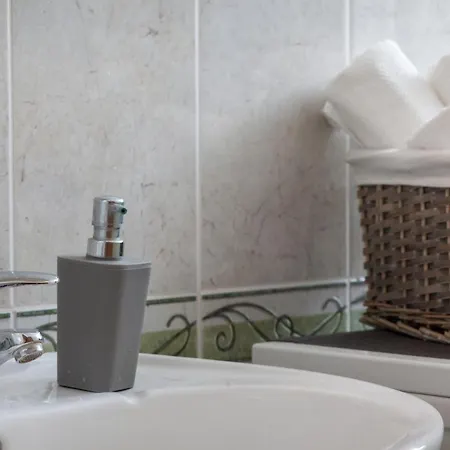 شقة Apartman Kuzmanic