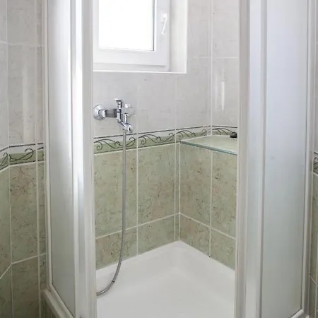 Apartman Kuzmanic ماكارسكا